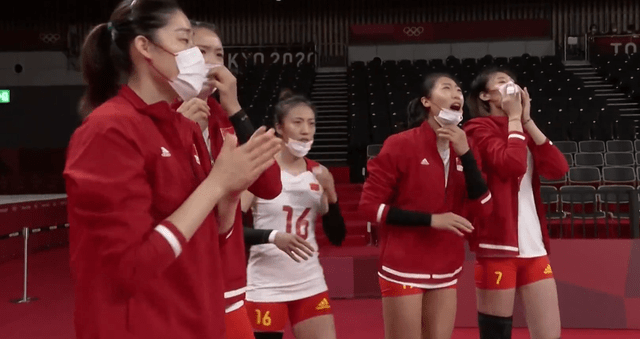 “盈”來轉運！中國女排終于迎來首局勝利，李盈瑩立大功